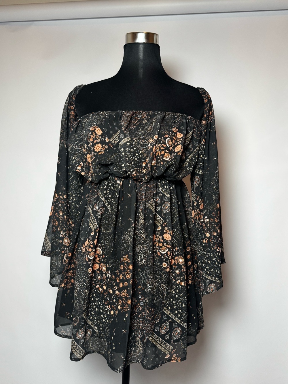 Forever 21 Black Floral Peasant Blouse